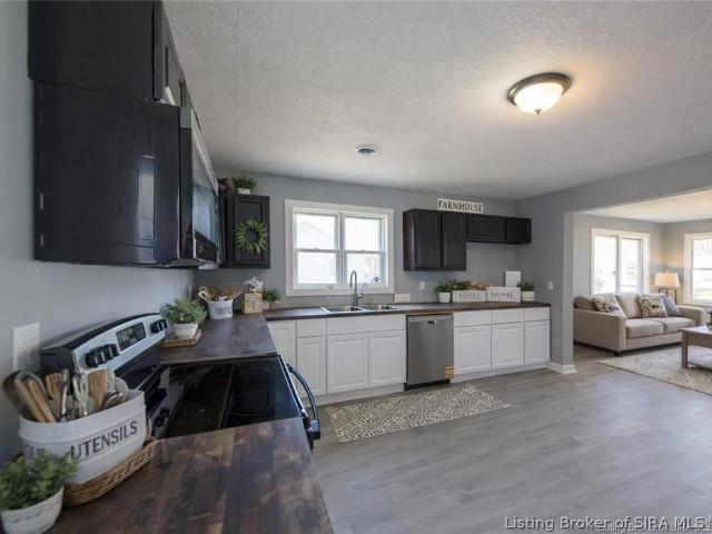 House for sale in Austin, Indiana