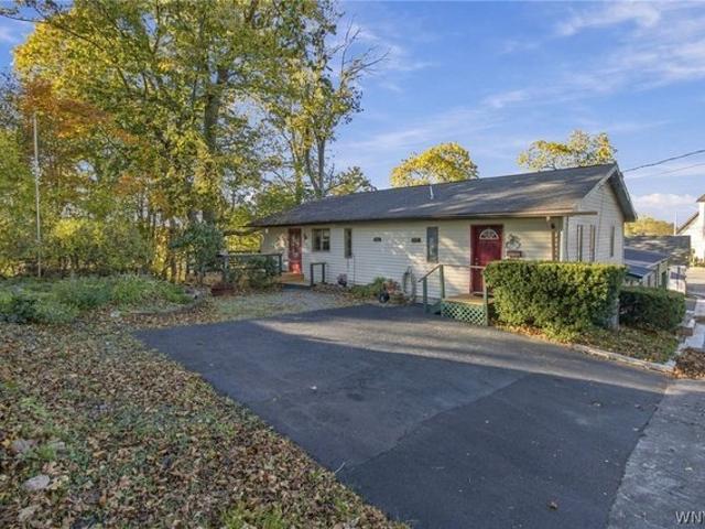 House for sale in Town of Clarence, Erie County