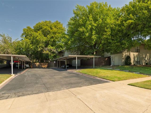 Condo for sale in Fort Worth, Texas