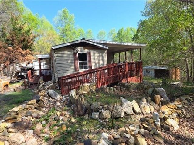 House for sale in Seagrove, North Carolina