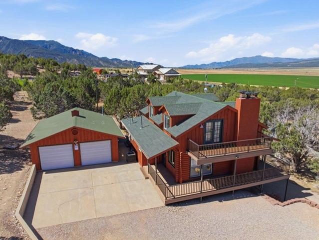 House for sale in Iron, Utah
