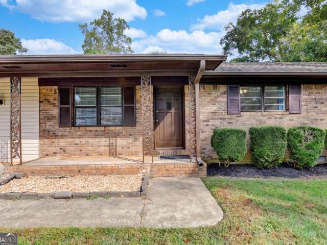 House for sale in Oakwood, Hall County