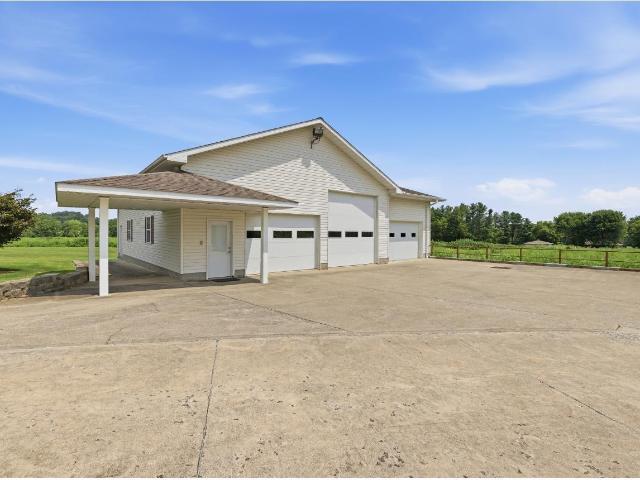House for sale in Bedford, Indiana