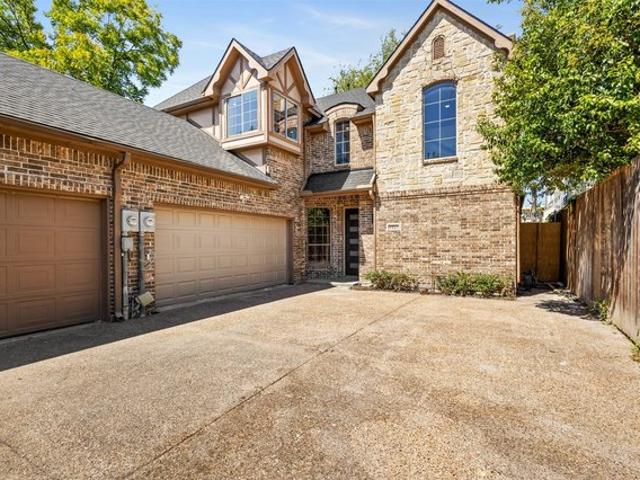 House for sale in Dallas, Texas