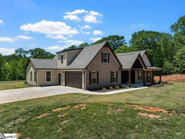 House for sale in Campobello, South Carolina