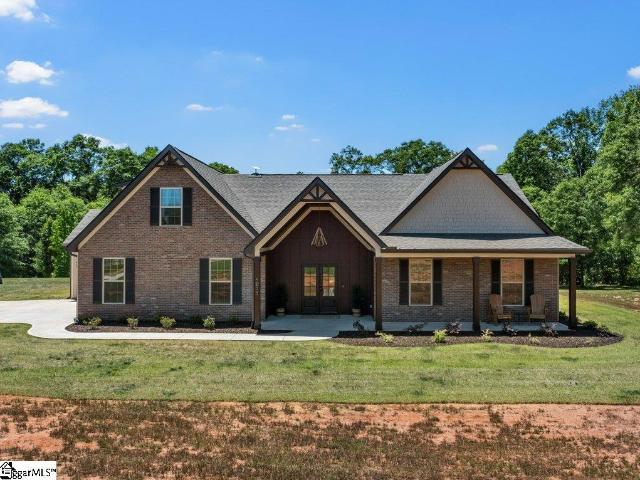 House for sale in Campobello, South Carolina