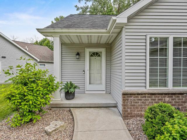 Condo for sale in Appleton