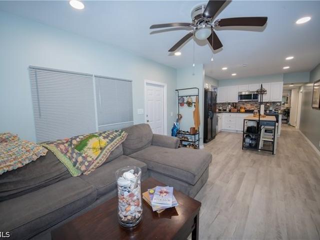 House for sale in Flamingo Bay, Saint James City