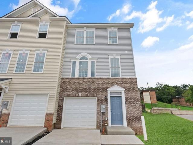 Townhouse for sale in Oxon Hill, Maryland