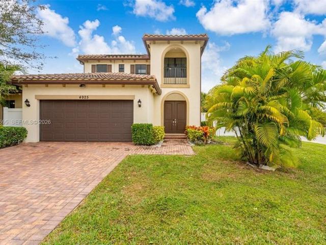 House for sale in Tamarac, Florida