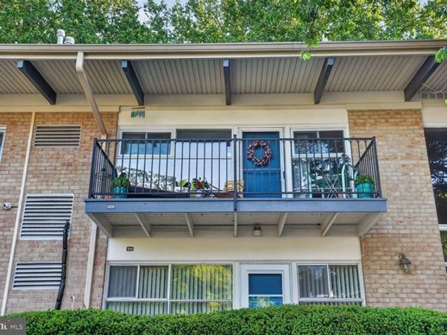 Condo for sale in Virginia