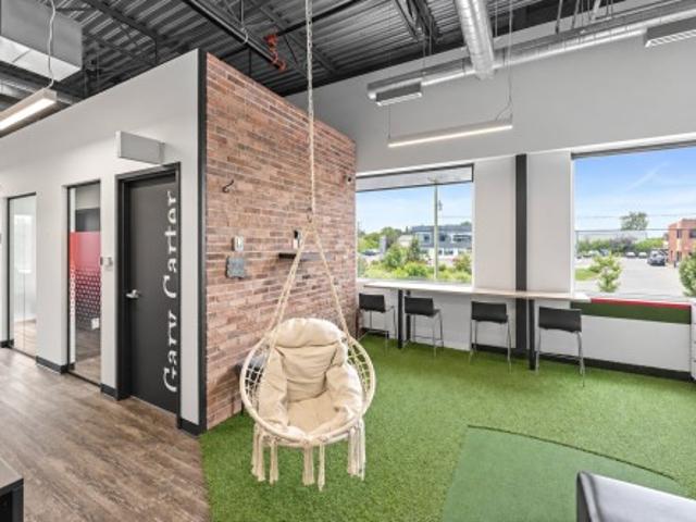 Commercial for rent in Boisbriand, Laurentides