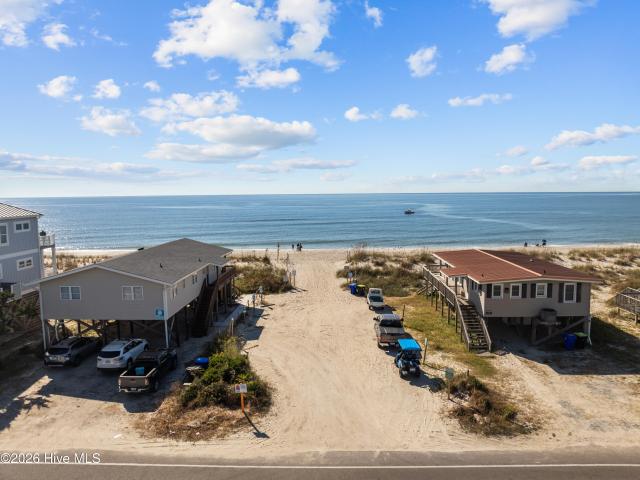 House for sale in Oak Island, North Carolina