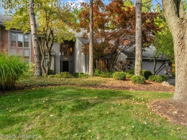Condo for sale in Bloomfield on the Lake, West Bloomfield Township