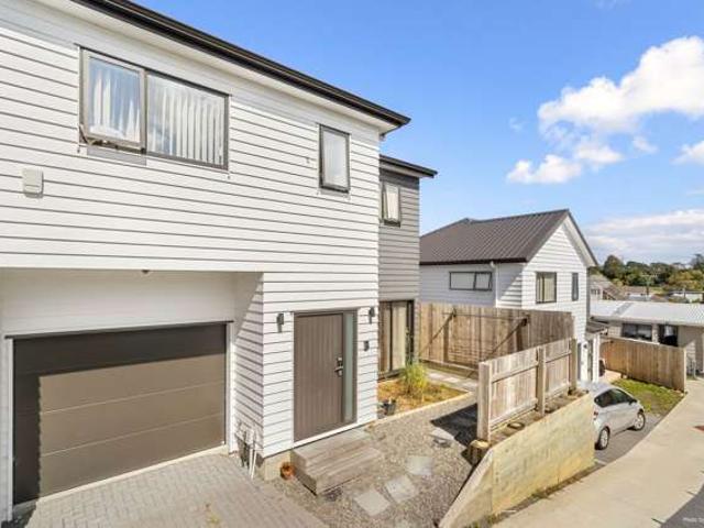 Townhouse for sale in Mount Roskill, Puketāpapa