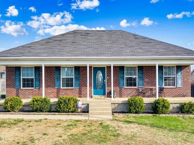 House for sale in Mount Washington, Kentucky