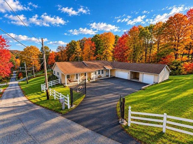 House for sale in Daniels, Raleigh County