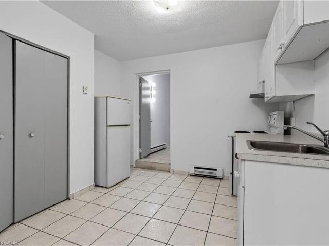 House for rent in Oakville, Golden Horseshoe
