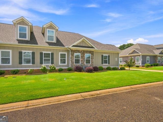 House for sale in Kathleen, Georgia