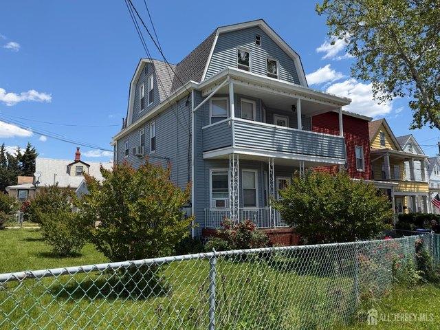 House for sale in Perth Amboy, New Jersey