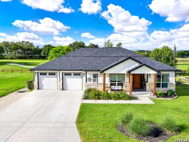 House for sale in Bandera, Texas