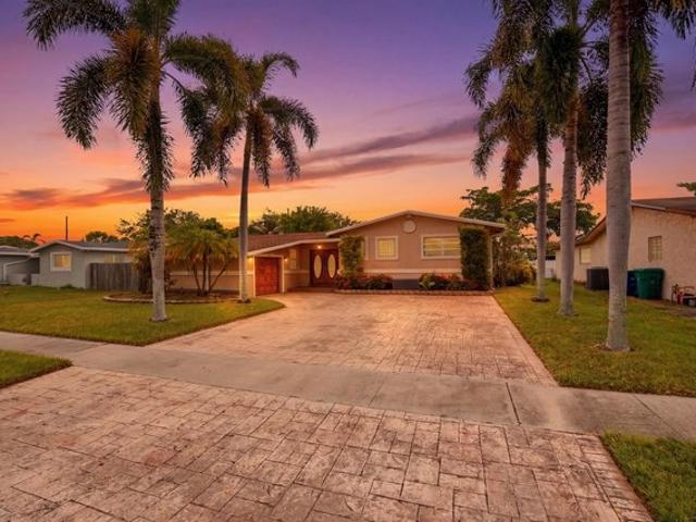 House for sale in Cooper City, Florida