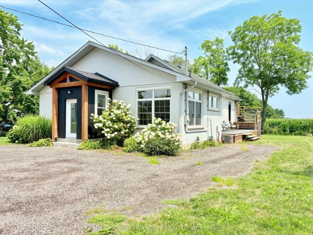 House for sale in Ontario