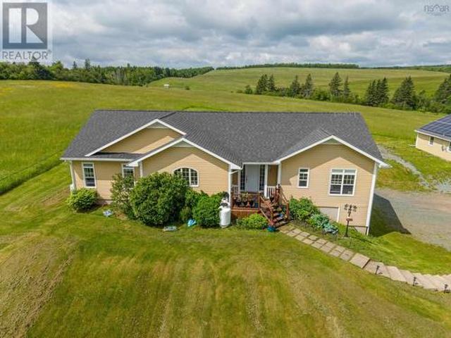 House for sale in Lower South River, Nova Scotia