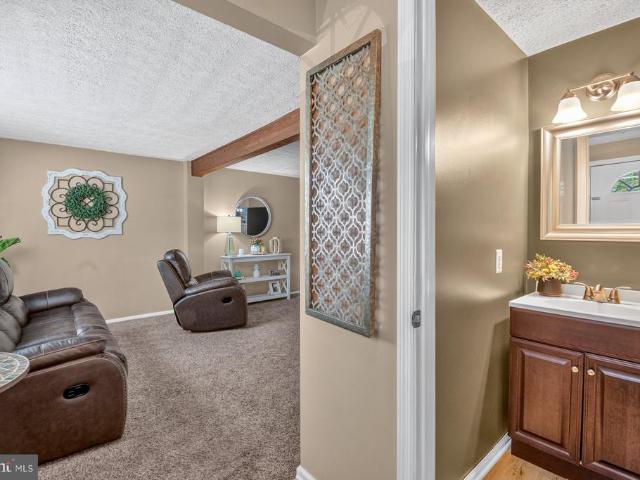 Townhouse for sale in Nottingham, Maryland