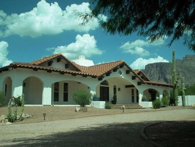 House for sale in Apache Junction, Arizona