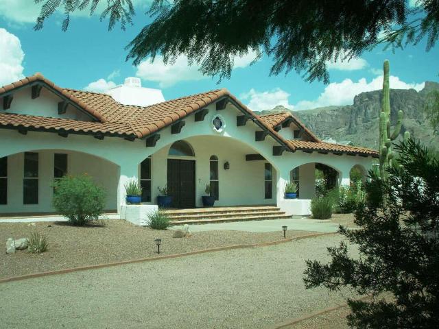 House for sale in Apache Junction, Arizona