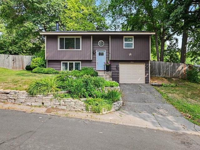 House for sale in Hennepin, Minnesota