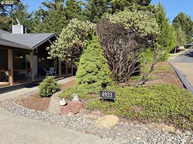 House for sale in Florence, Lane County