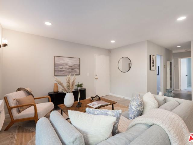 Condo for sale in Culver City, Los Angeles County