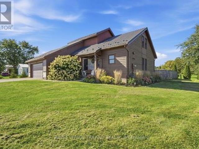 House for sale in Ontario