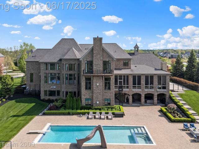 House for sale in Northville