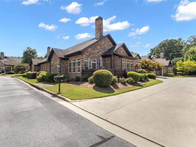 Townhouse for sale in Acworth, Cobb County