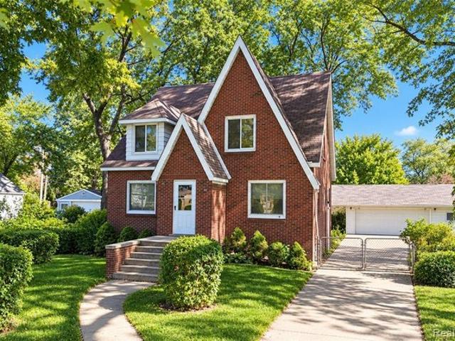 House for sale in Snow Woods, Dearborn Heights