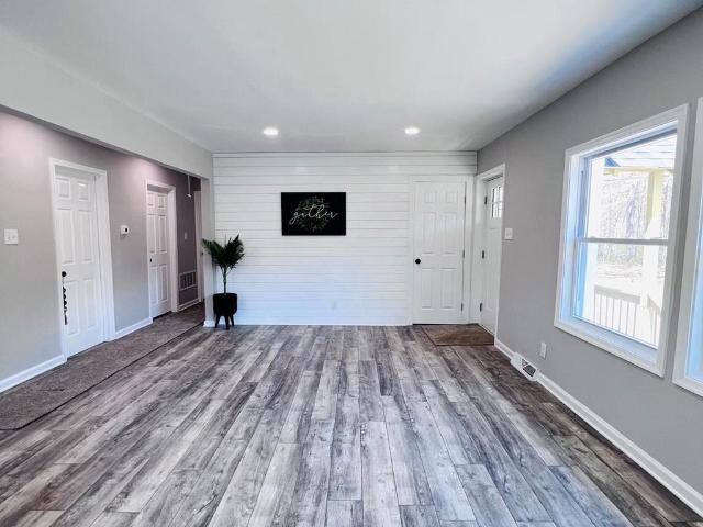 House for sale in Elwood, New Jersey