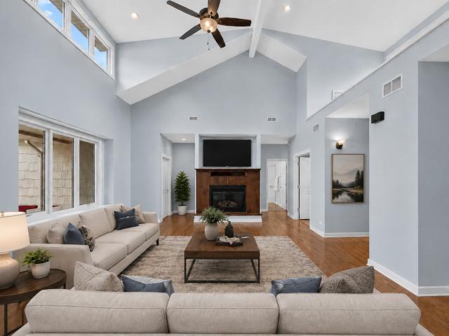 House for sale in Hazel Green, Alsip