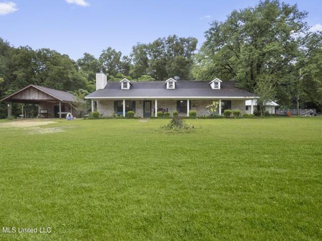House for sale in Saucier, Mississippi