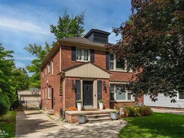 House for sale in Grosse Pointe, Michigan