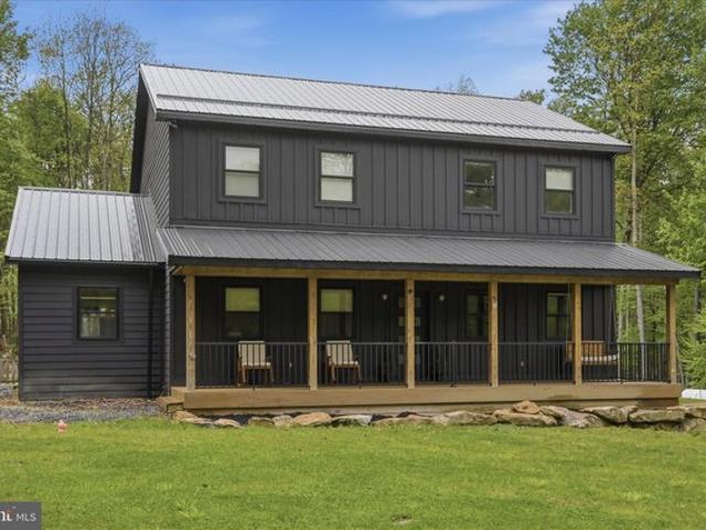 House for sale in Bruceton Mills, West Virginia