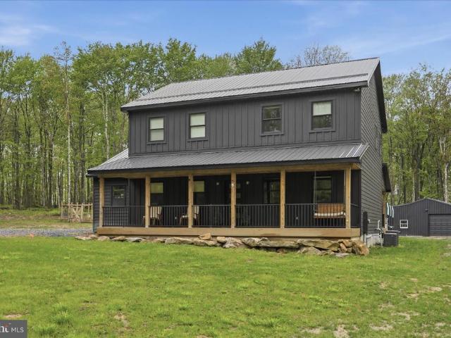 House for sale in Bruceton Mills, West Virginia