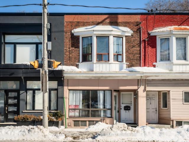Townhouse for sale in Woburn, Ontario