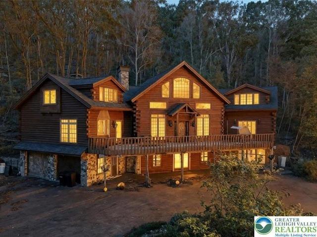 Condo for sale in Carbon, Pennsylvania