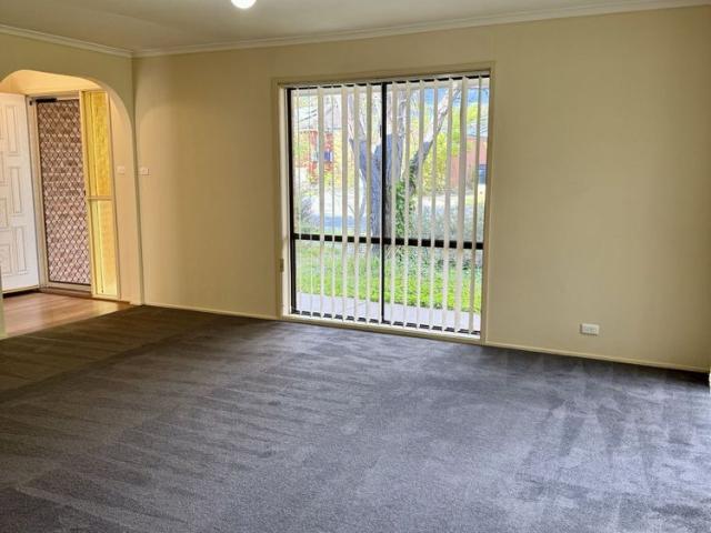 Townhouse for rent in Kambah, Australian Capital Territory
