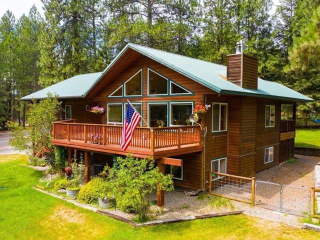 House for sale in Moyie Springs, Idaho