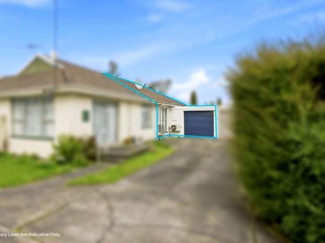 Apartment for sale in Chaslands, Canterbury