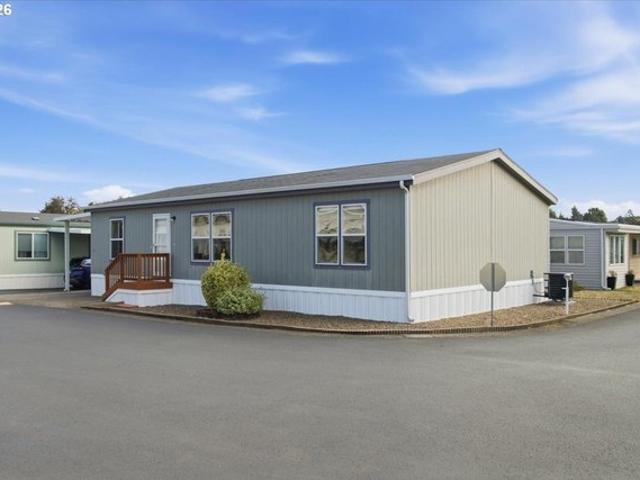 House for sale in Oregonia